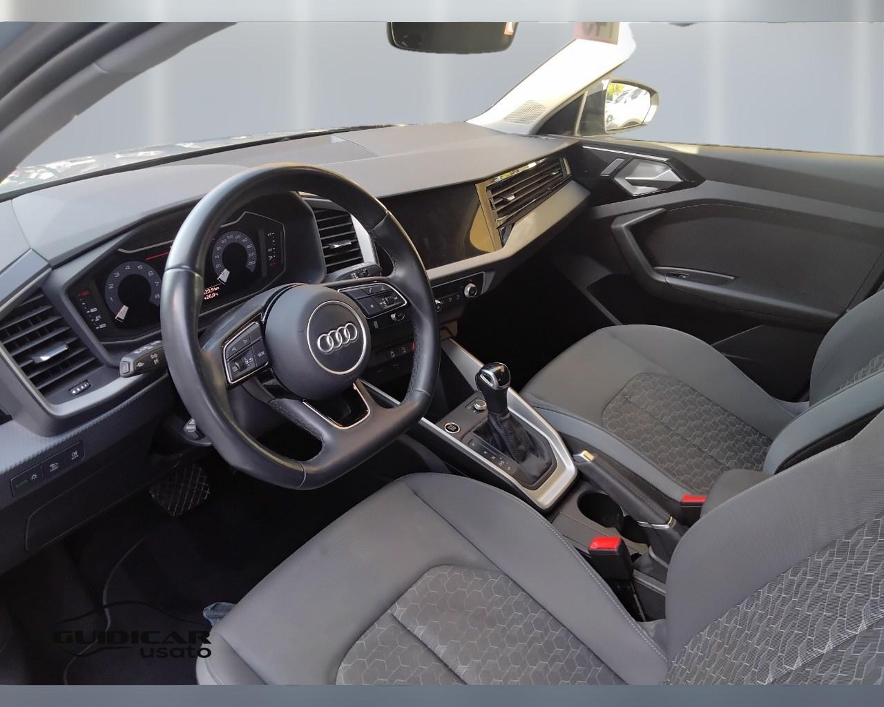 AUDI A1 II 2022 allstreet - A1 allstreet 30 1.0 tfsi Identity Contrast 116cv s tronic