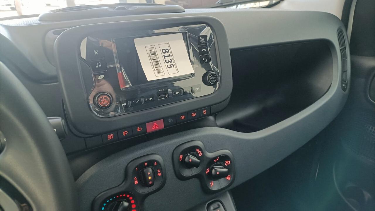 Fiat Panda 1.0 S&S Hybrid new 25