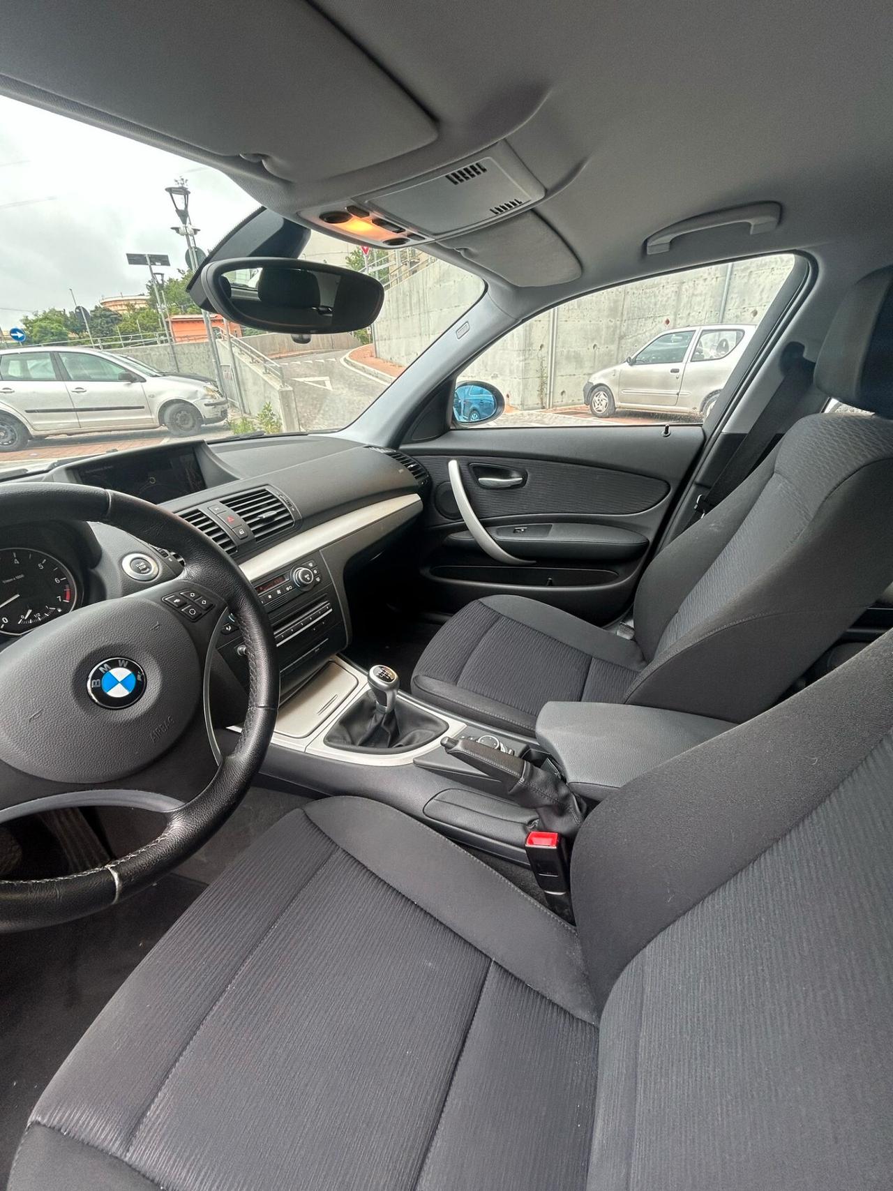 Bmw 118 118i cat 5 porte Futura