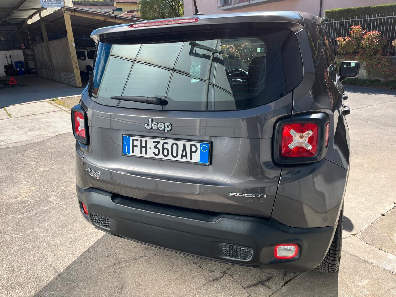 Jeep Renegade 2.0 Mjt 4WD Active Drive Sport