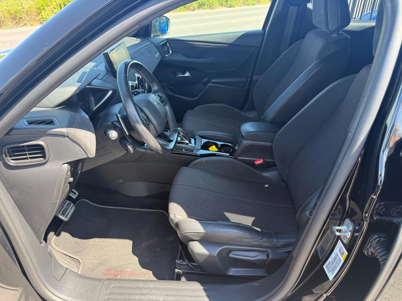 DS3 3 Crossback BlueHDi 130 aut. Performance Line