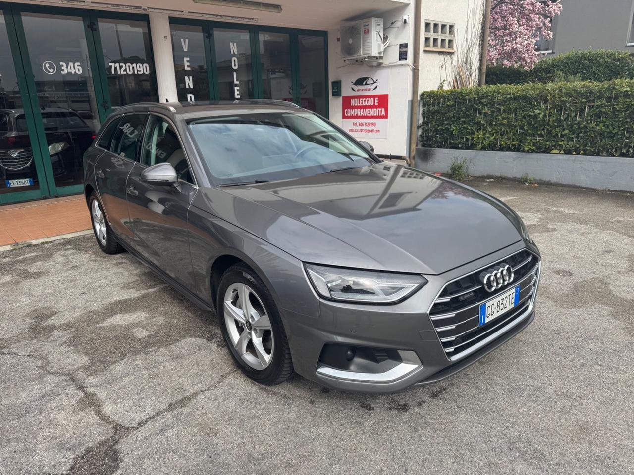 Audi A4 40 TDI S tronic Business