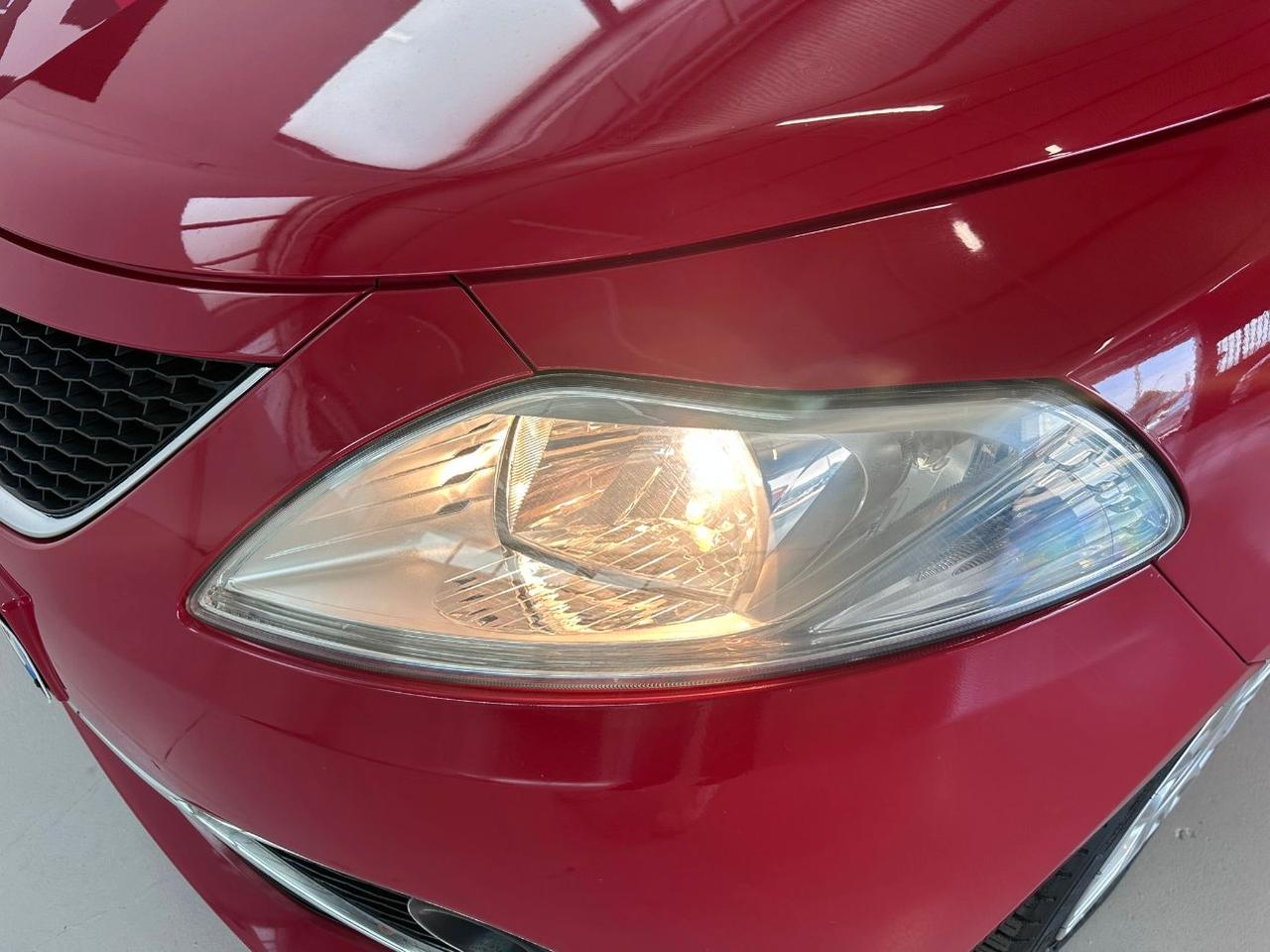 Lancia Ypsilon 5 Porte Ypsilon 1.2 Platinum 69cv my16