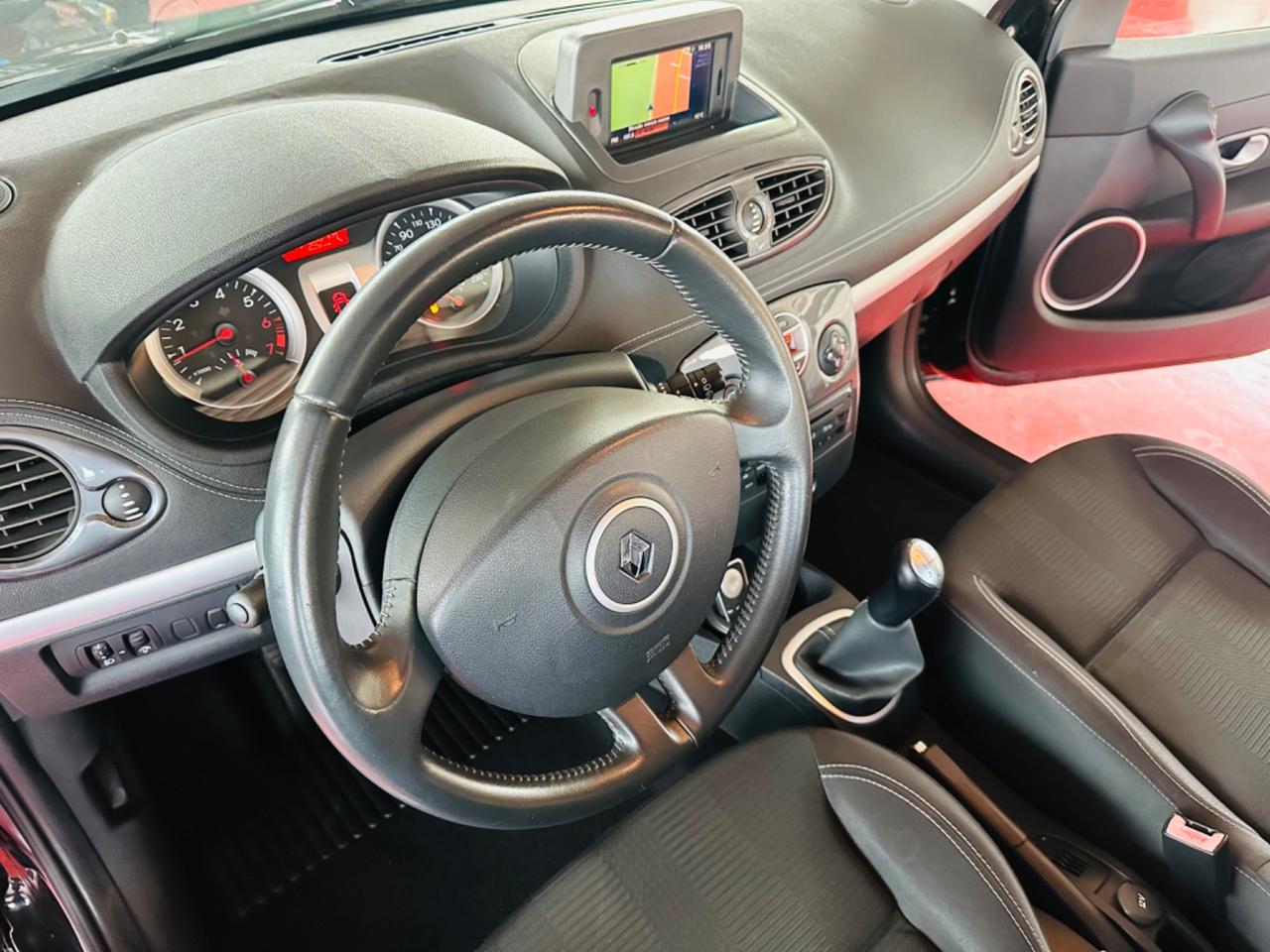 Renault Clio 1.2 16V 5 porte Dynamique