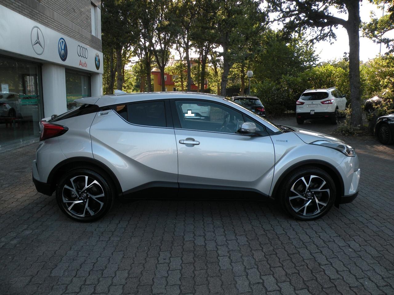TOYOTA C-HR 1.8 Hybrid E-CVT Lounge 2019