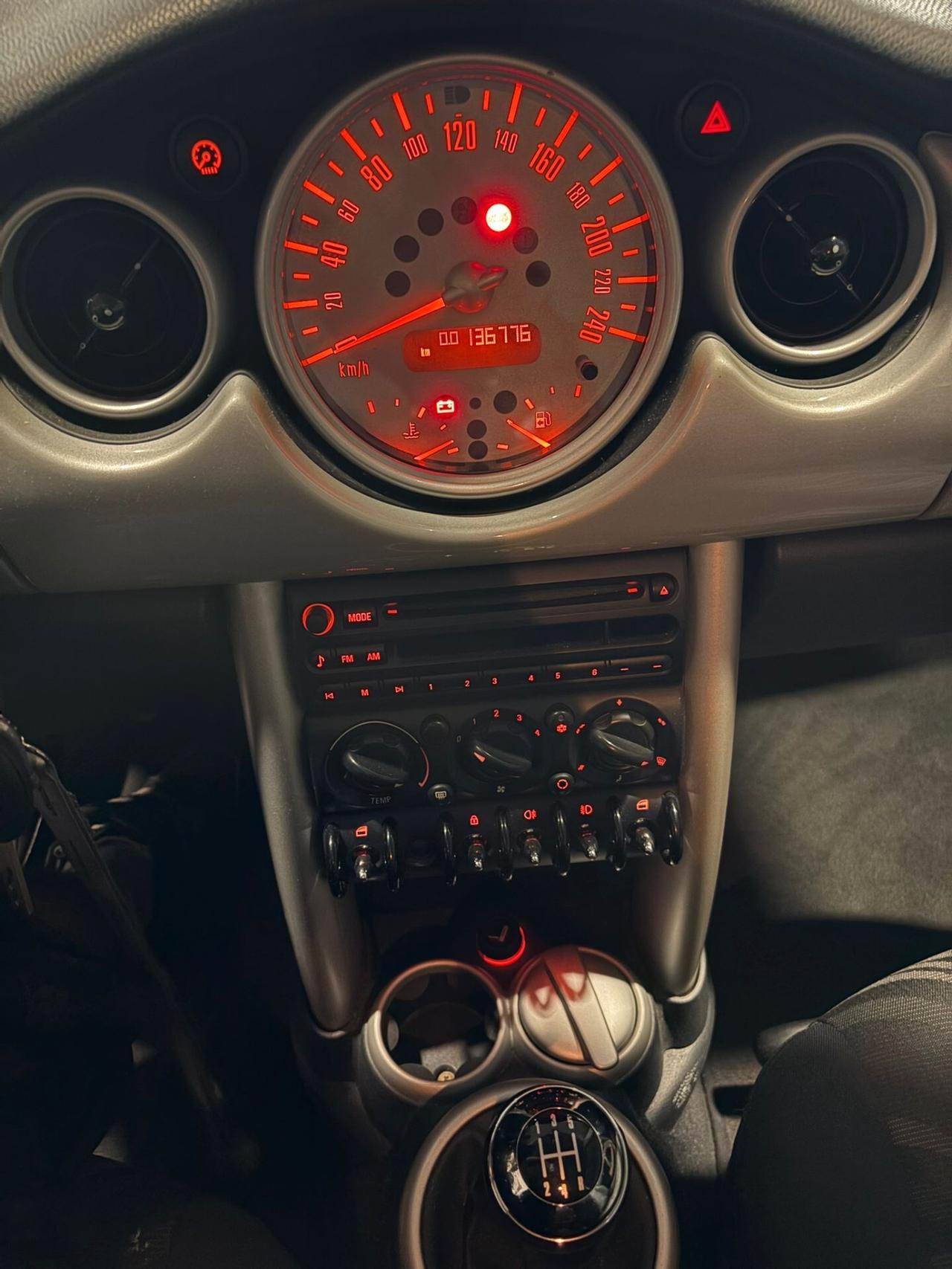 MINI COOPER DEL 2003 BENZINA 130.000 KM