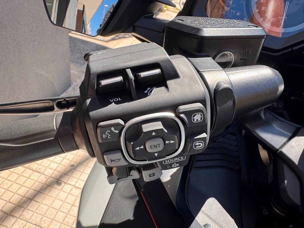 Honda GL 1800 Gold Wing DA 235 € AL MESE