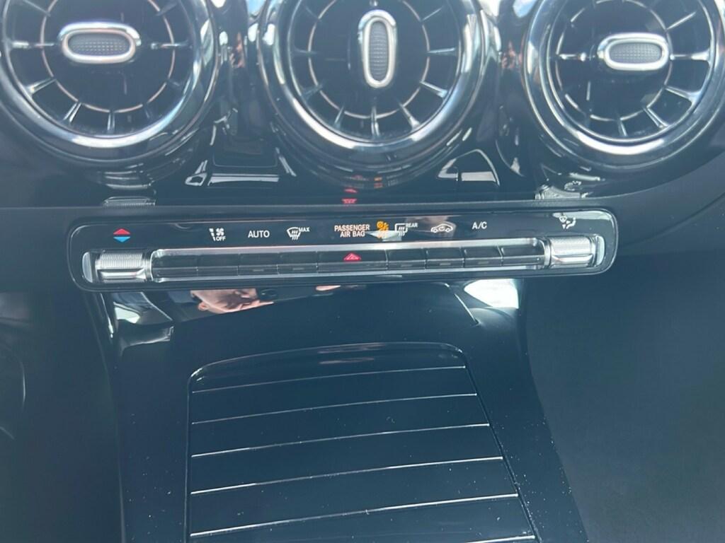 Mercedes Classe A 180 180 D Advanced 8G-DCT