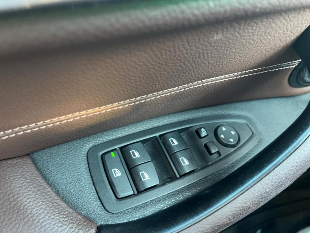 Bmw X1 sDrive18d xLine