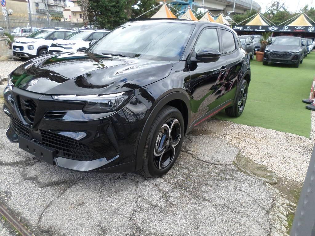 Alfa Romeo Junior 1.2 136 CV Hybrid eDCT6 Speciale