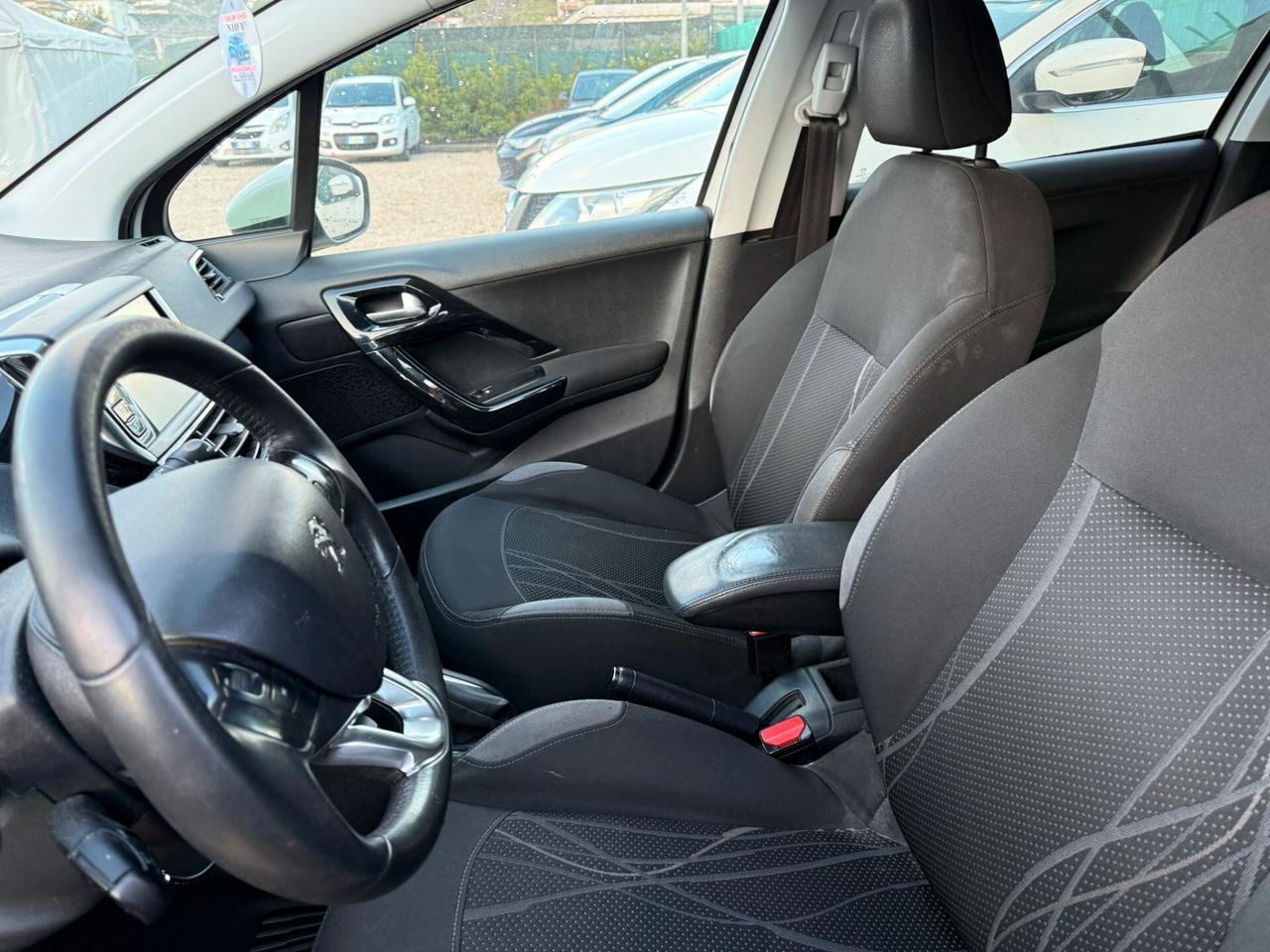 Peugeot 208 1.2GPL 82cv 5P Allure