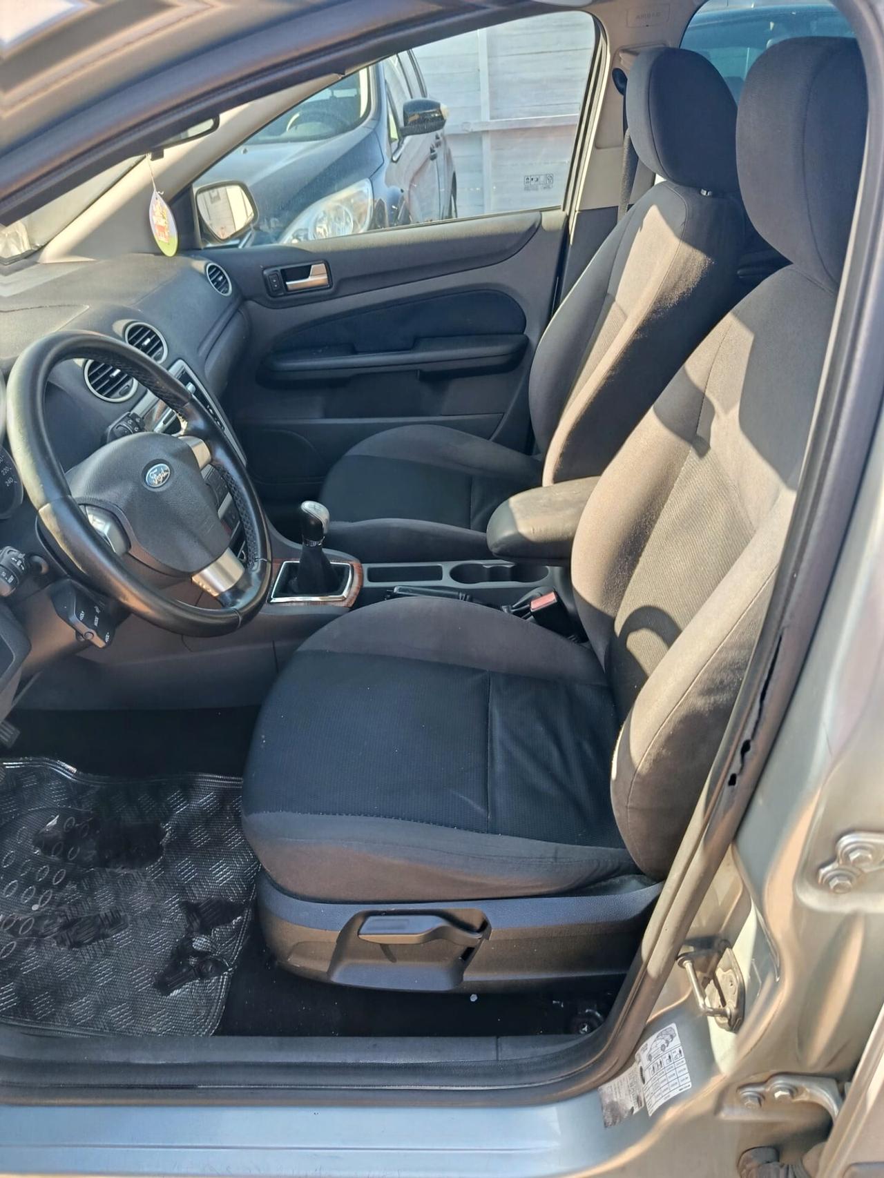 Ford Focus C-Max 1.6 TDCi (110CV)