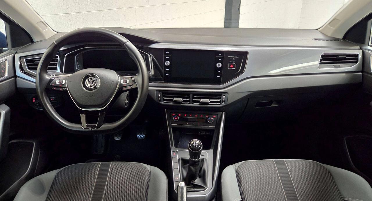 Volkswagen Polo VI 5p 1.6 TDI Highline 95cv R-line