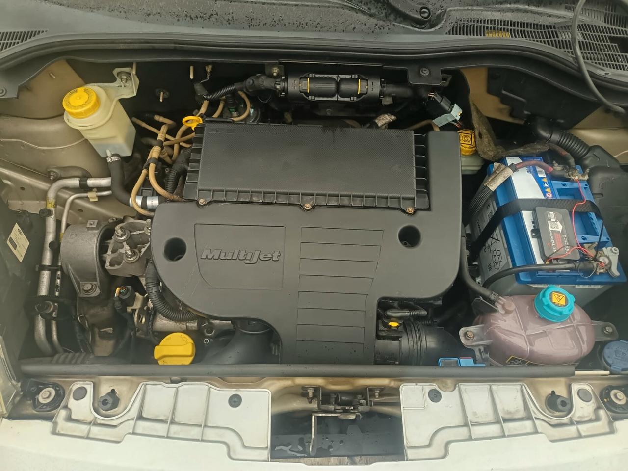 Fiat Qubo 1.3 MJT 75 CV Trekking