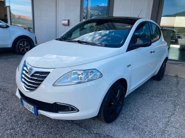 Lancia Ypsilon 1.2 69 CV 5 porte S&S Silver