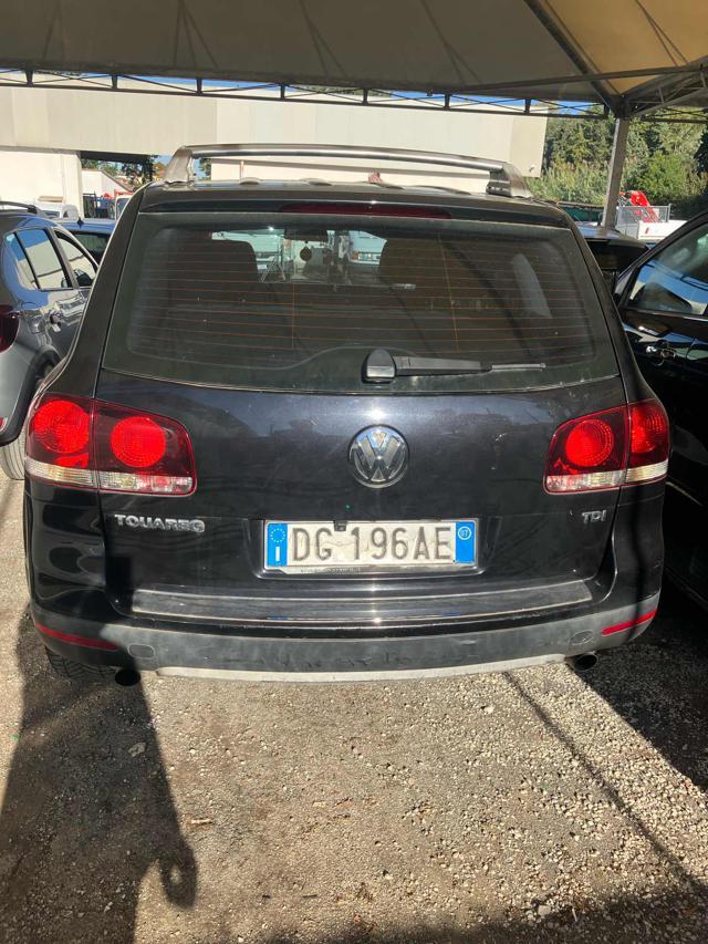 VOLKSWAGEN Touareg 2.5 R5 TDI