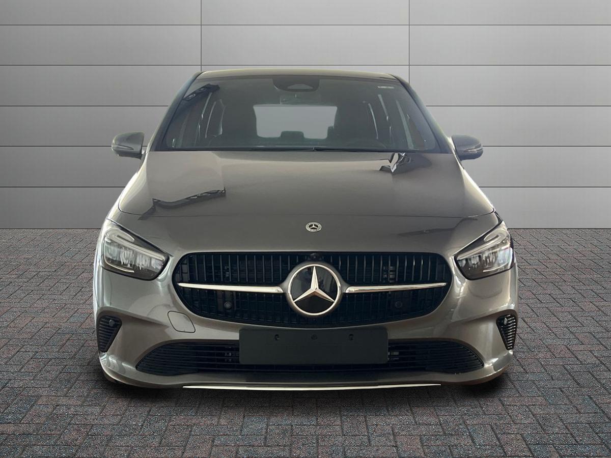 Mercedes-Benz B 180 d STREET EDITION