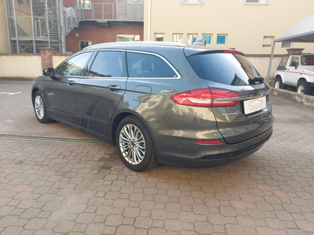 FORD Mondeo Titanium Business 2.0 HEV