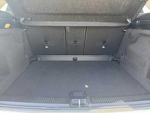 Mercedes-Benz B 180 B 180 Automatic Progressive Advanced