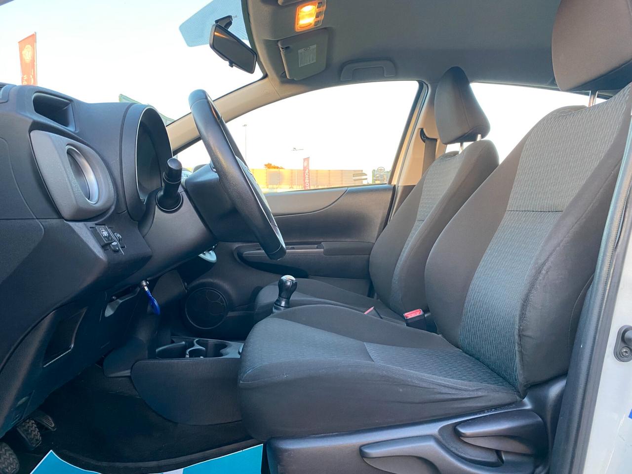 TOYOTA - Yaris - 1.0 5 porte Active GPL - NEOPATENTATI - FINANZIABILE