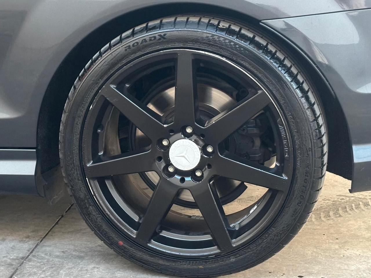 Mercedes-benz C 220 CDI BlueEFFICIENCY Coupé Avantgarde