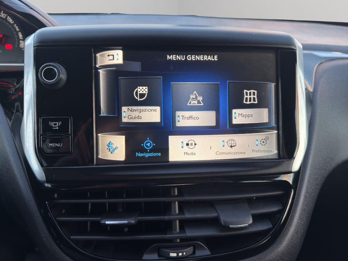 PEUGEOT - 208 - 1.4 HDi 68 CV 5p. Allure