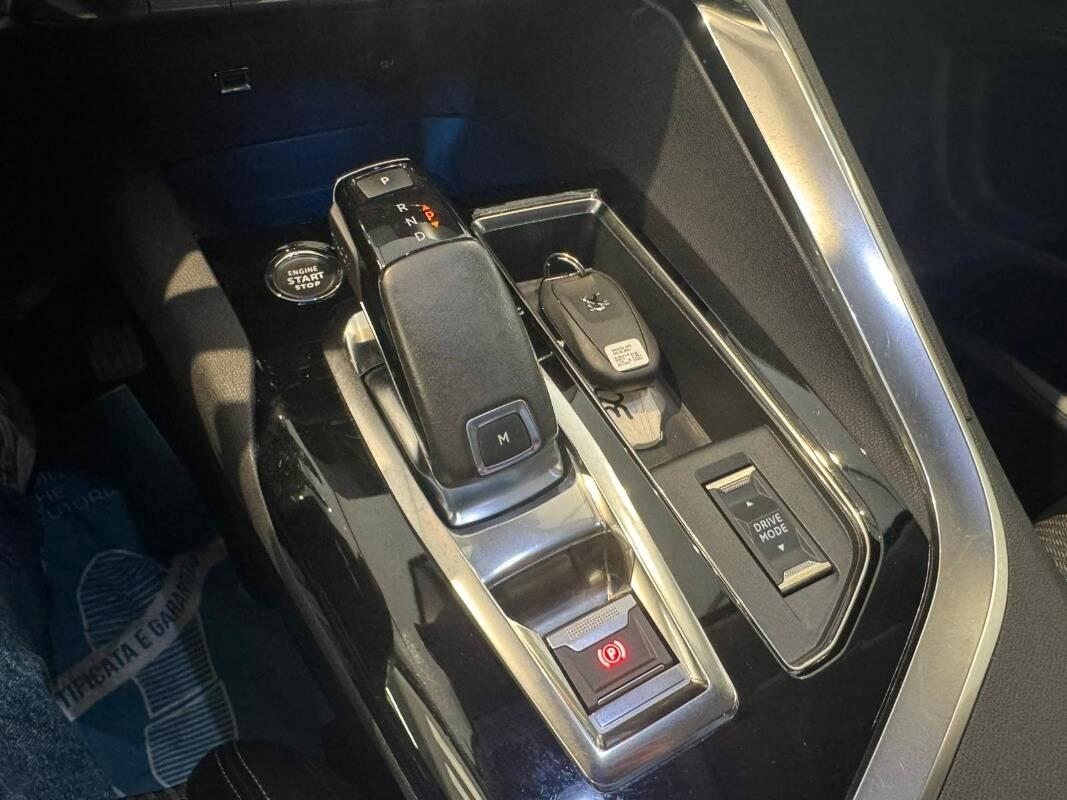 Peugeot 3008 II VETTURA N1 AUTOCARRO