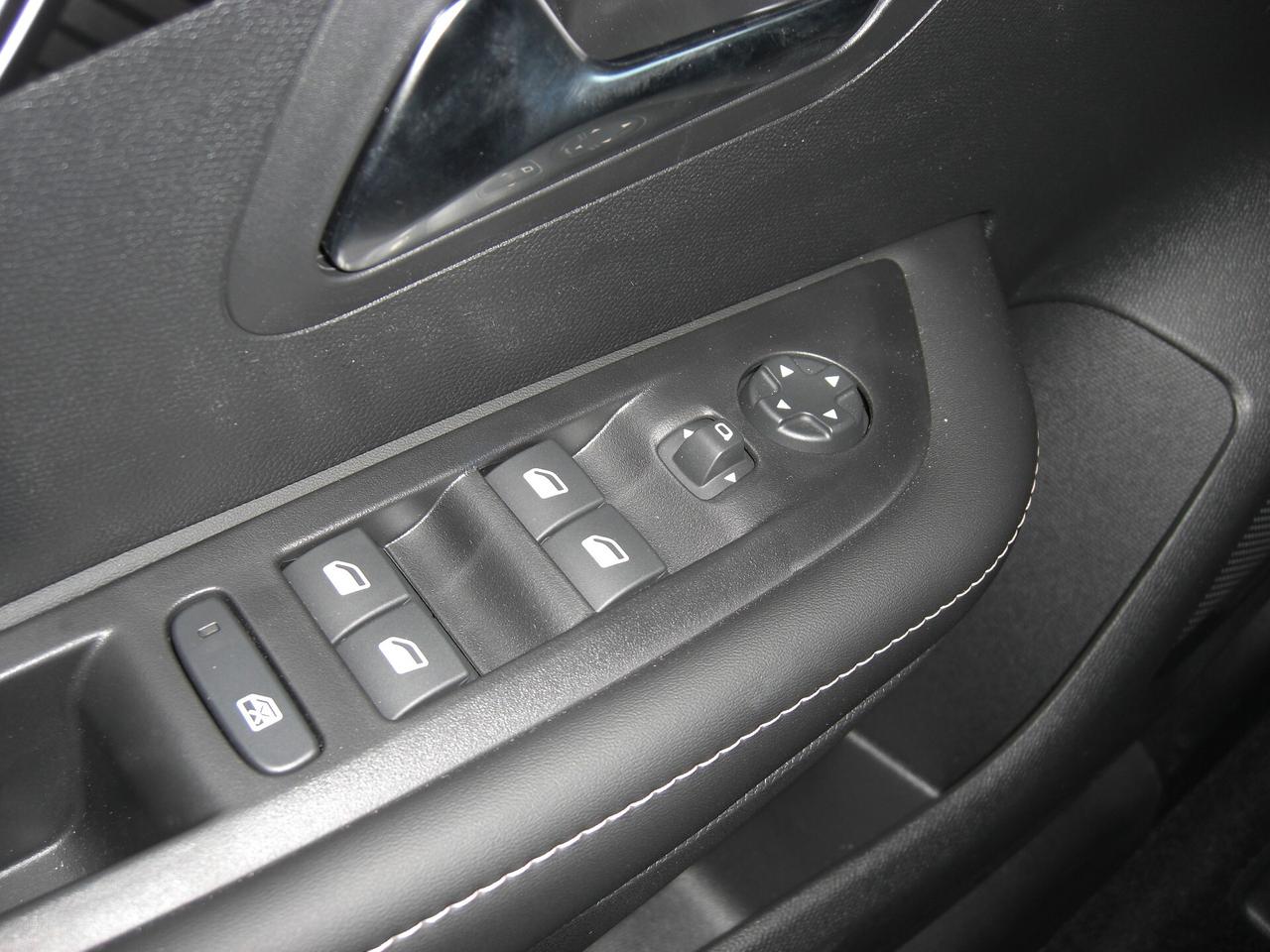 Peugeot 208 PureTech 75 Stop&Start 5 porte Active