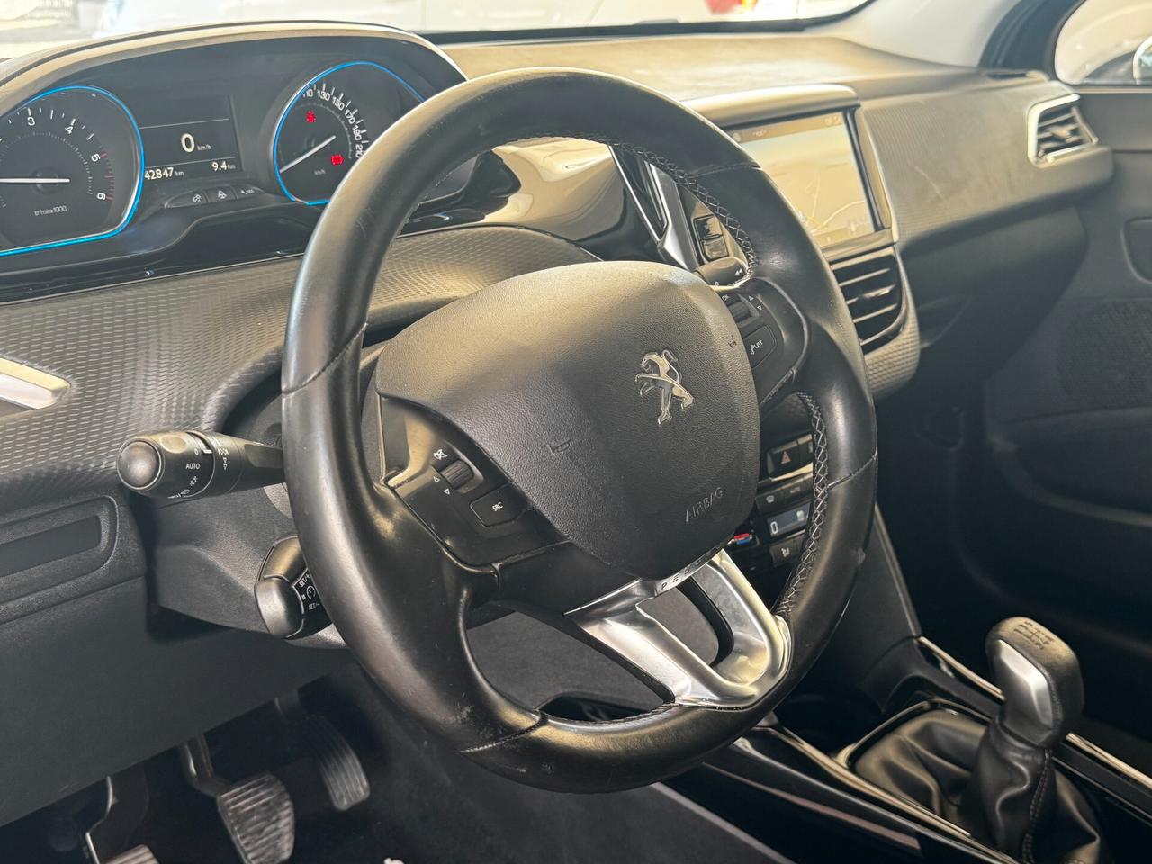 Peugeot 2008 BlueHDi 100 Allure - 12/2015
