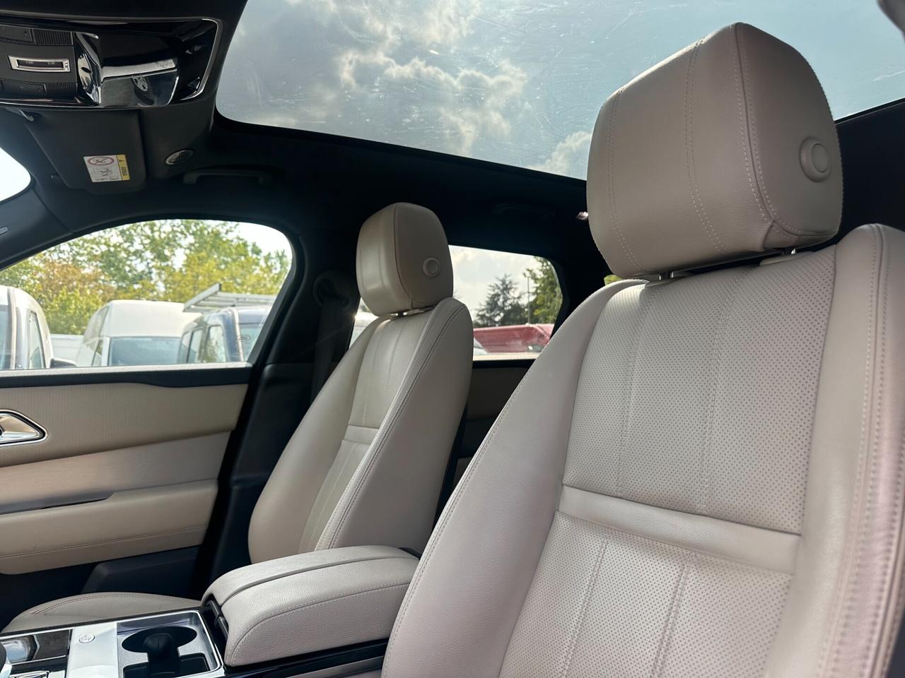 Land Rover Range Velar 2.0D I4 204 CV R-Dynamic SE