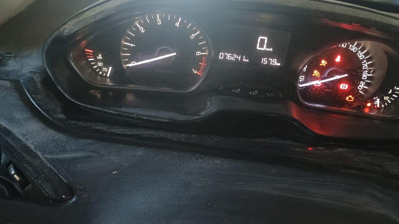 Ricambi Peugeot 208 PureTech 82 5 porte Black Line