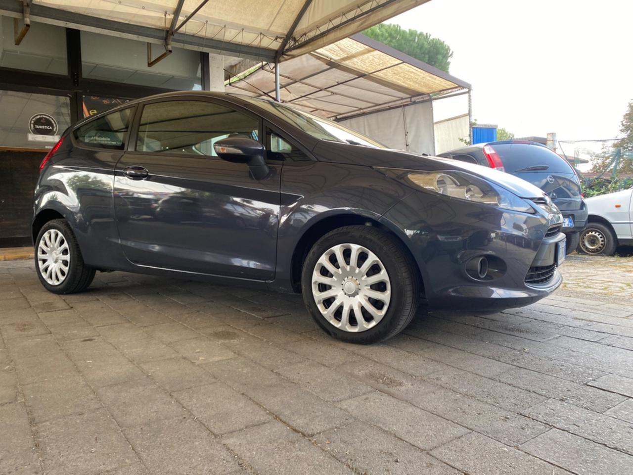 Ford Fiesta 1.2 82CV 3 porte Titanium