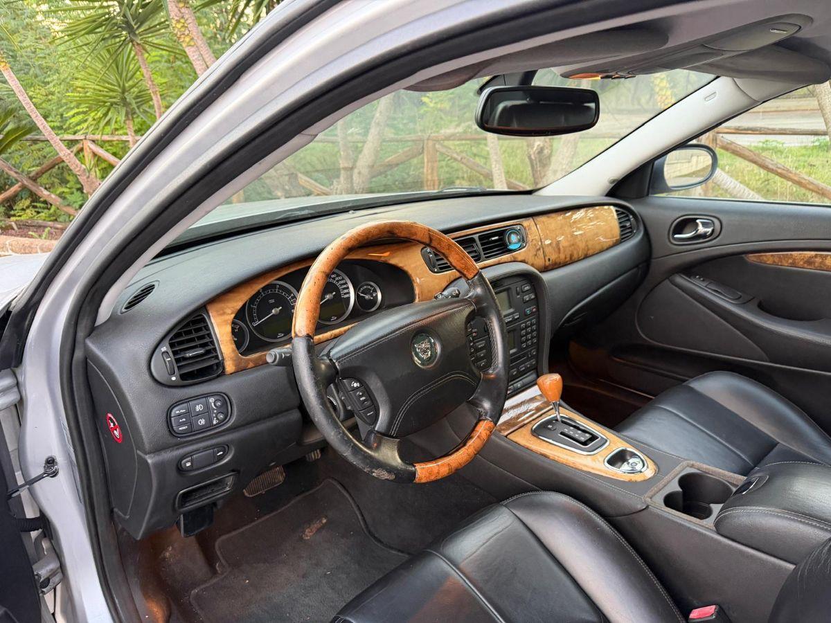 JAGUAR - S-Type - 2.7 diesel V6 Executive