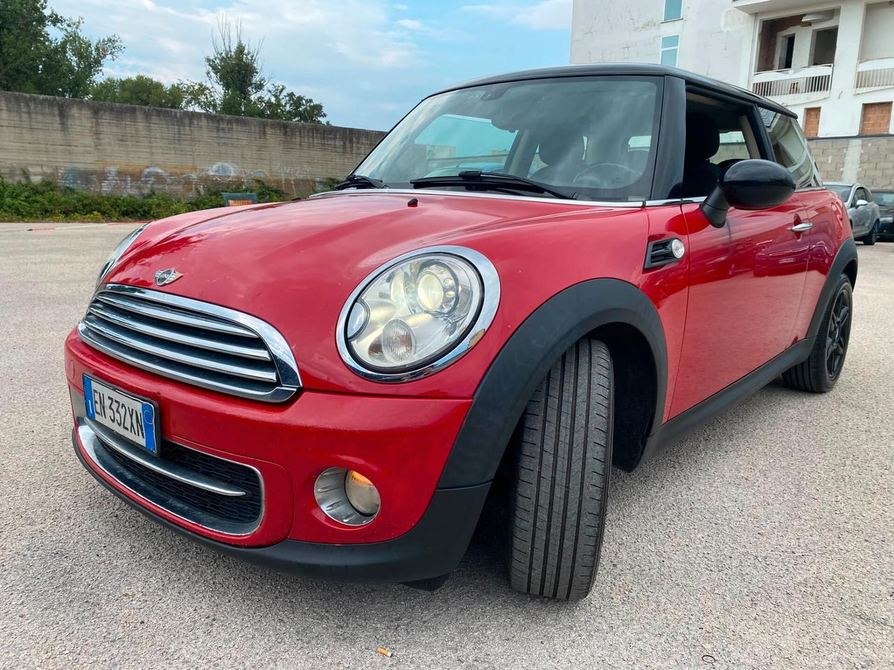 Mini cooper 1.6 diesel 112cv full opt 2012
