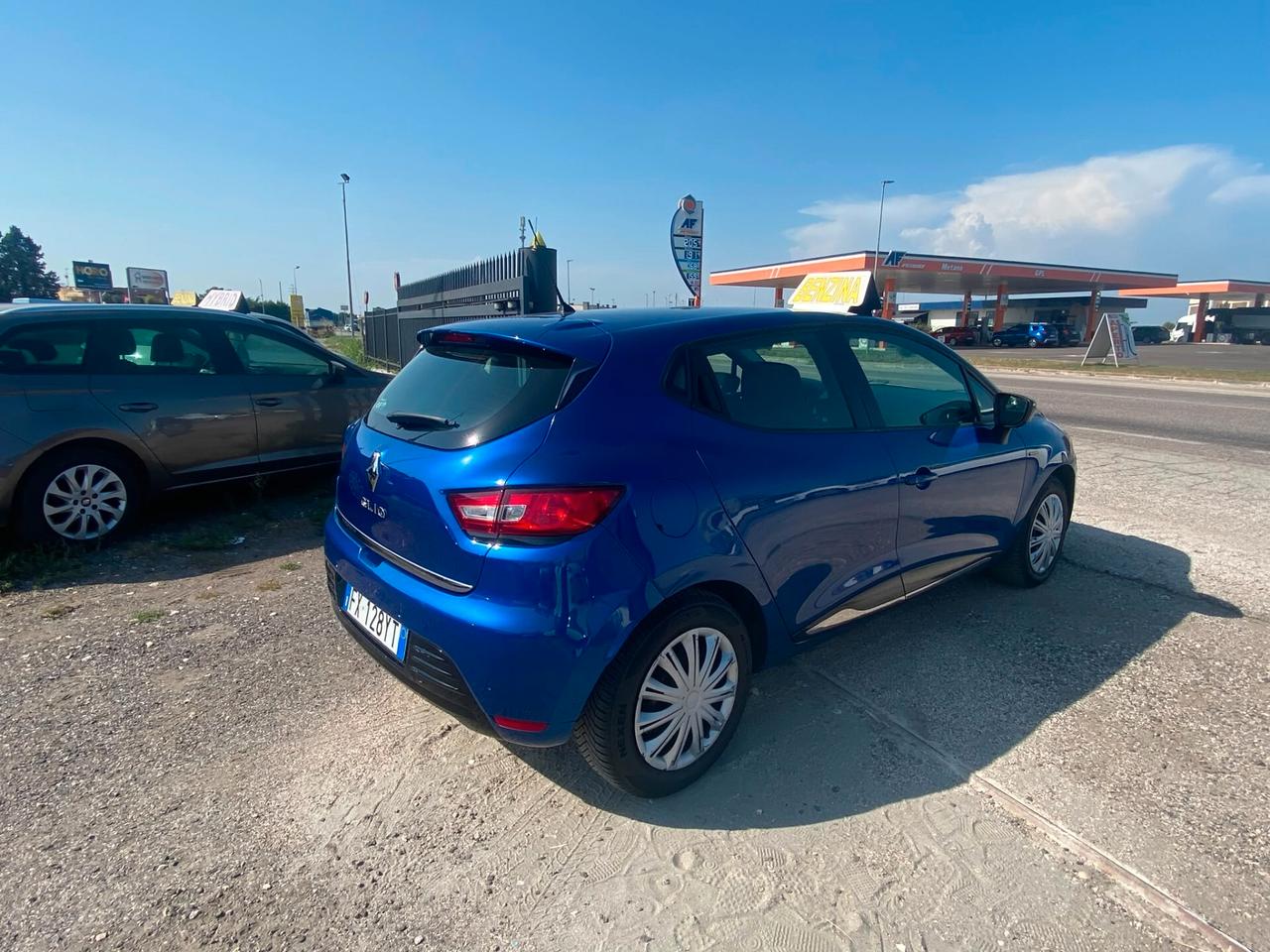 Renault Clio TCe 12V 90 CV GPL 5 porte Moschino Intens