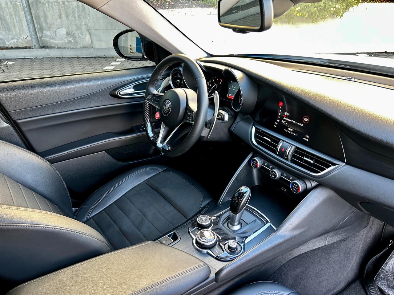 Alfa Romeo Giulia 2.2 D q2 VELOCE 180 CV AT8