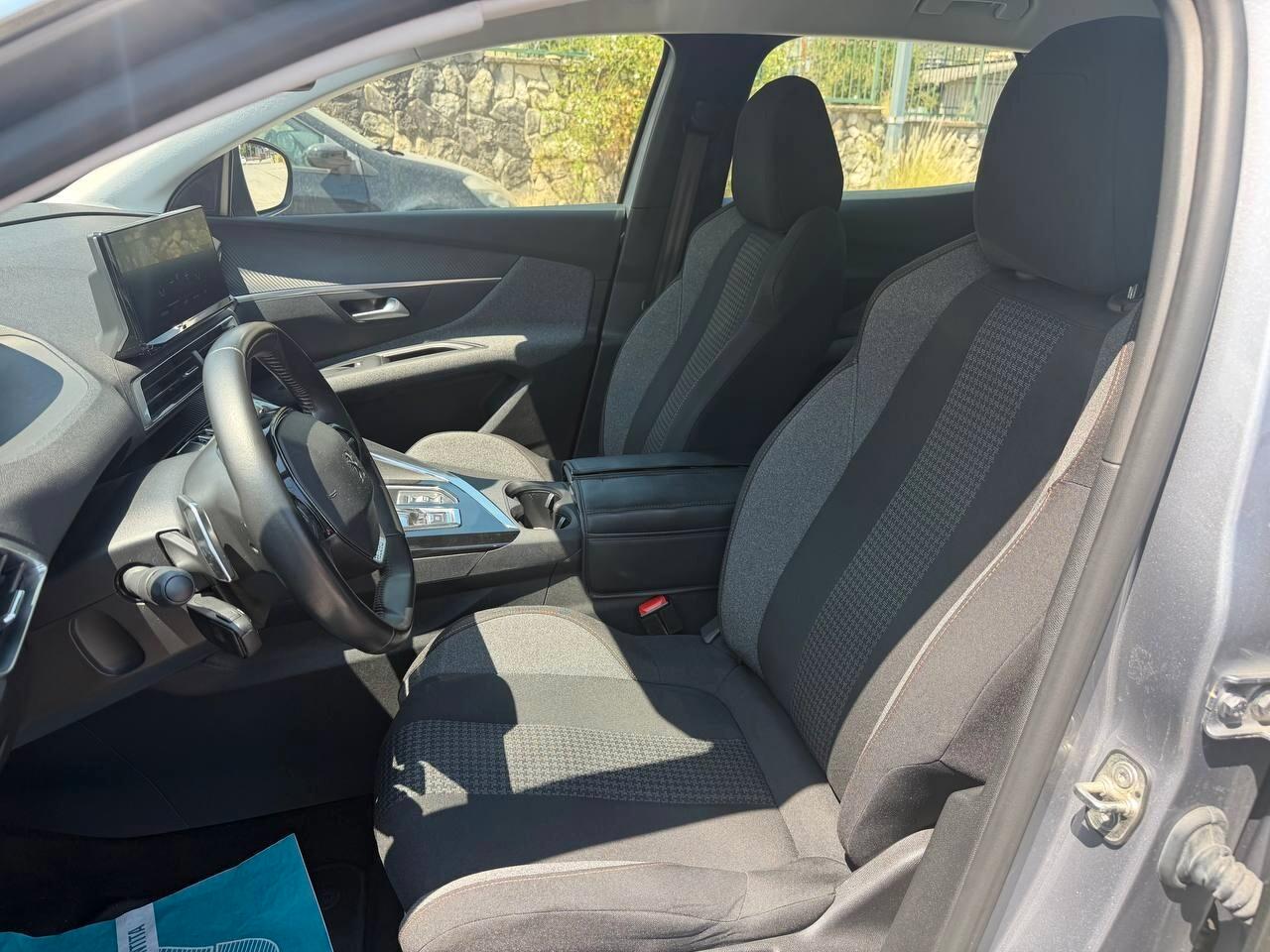 Peugeot 3008 2021 1500 130 EAT8 Crossway