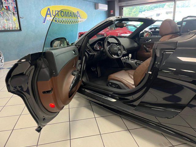 AUDI R8 Spyder 5.2 V10 FSI quattro R tronic