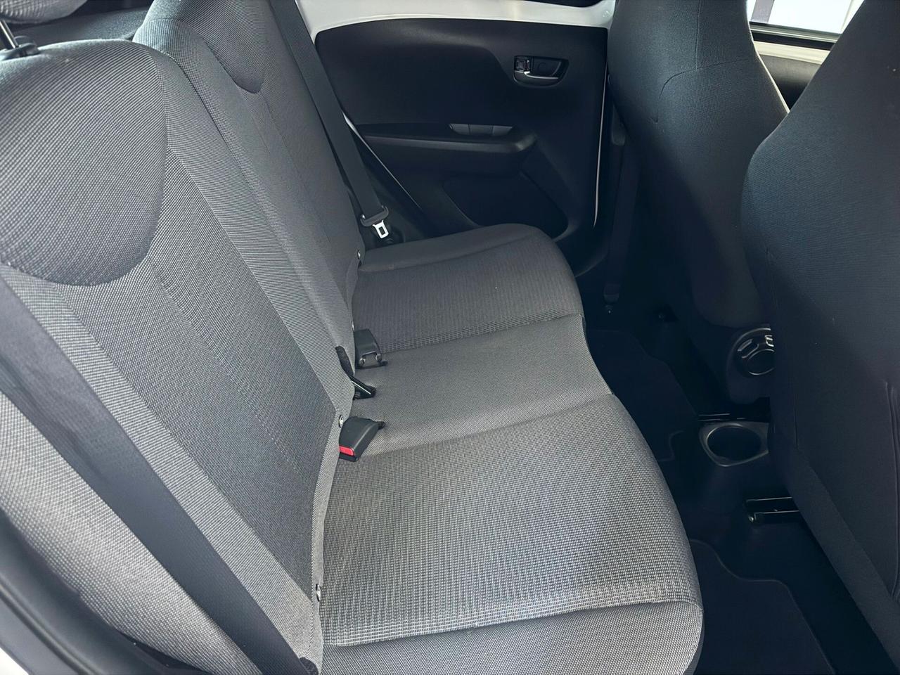 Toyota Aygo Connect 1.0 72 CV 5 porte