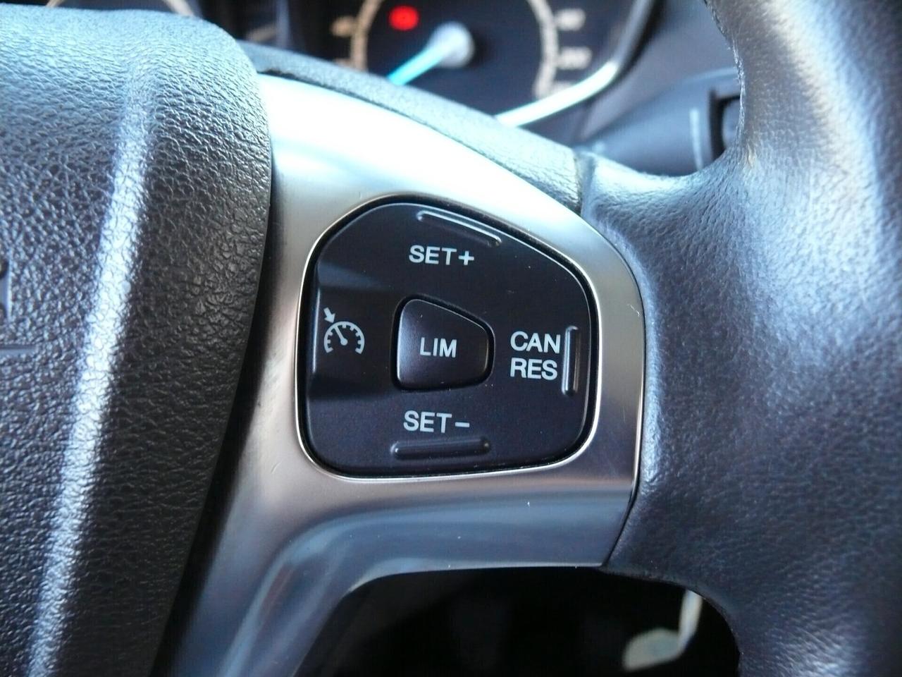 Ford Tourneo Courier 1.6 TDCI 95 CV Plus (M1247)