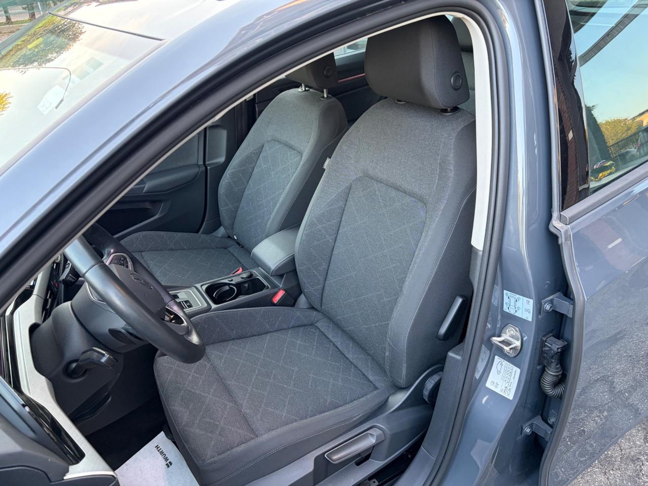 Volkswagen Golf Variant 1.0 eTSI EVO DSG Life