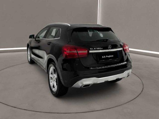 MERCEDES-BENZ G LA (X156) - LA 180 d Automatic Premium