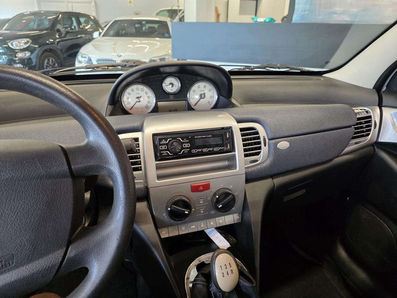 Lancia Ypsilon 1.2 Argento