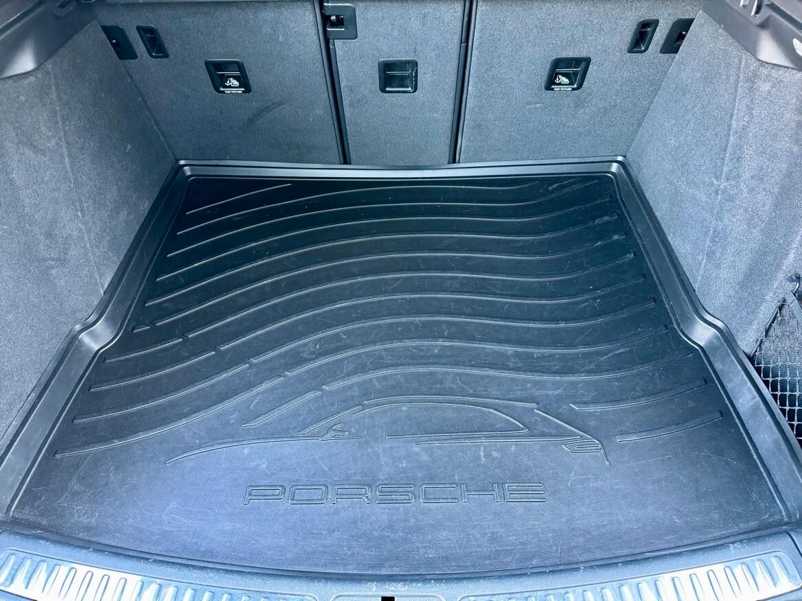 Porsche Macan 2.9 GTS 441 CV FULL GESSO