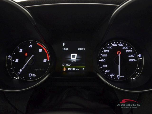 ALFA ROMEO Giulia 2.2 Turbodiesel 150 CV auto - PER OPERATORI DEL SE