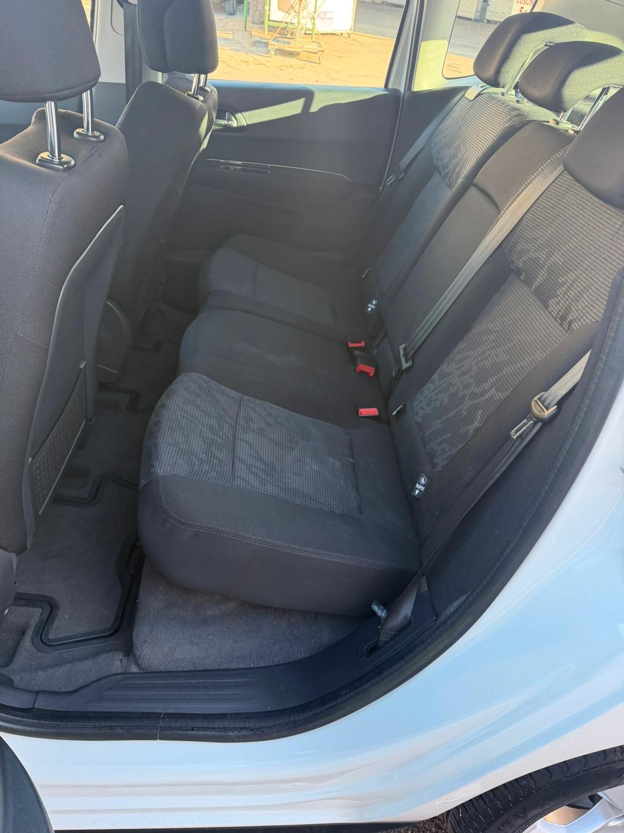 Peugeot 3008 1.6 HDi 112CV Business