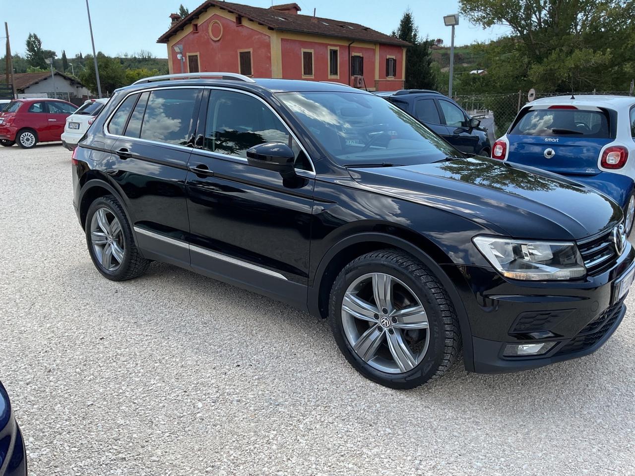 Volkswagen Tiguan 2.0 TDI DSG Business BlueMotion Technology