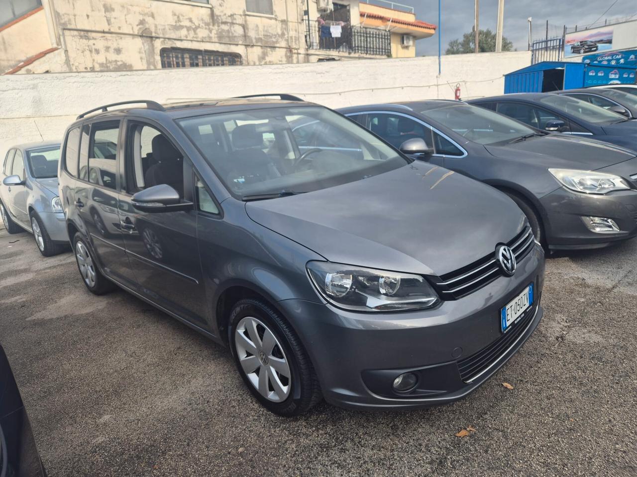 Volkswagen Touran 1.6 TDI. 7 POSTI ANNO 2014