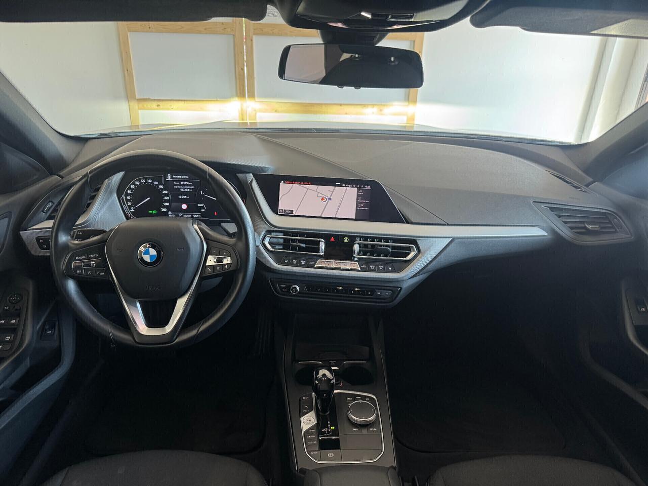 Bmw 116d Sport Line - 2021