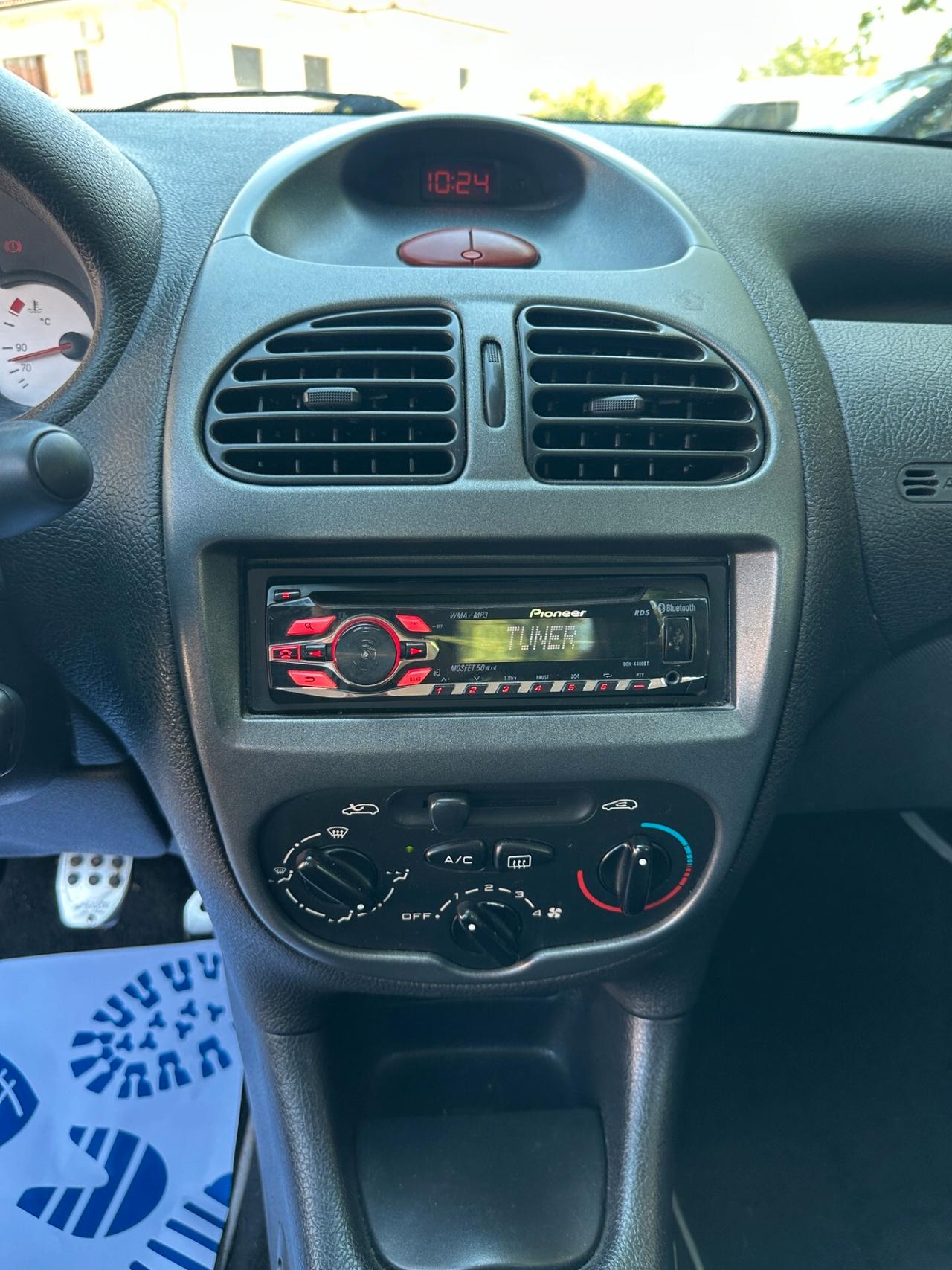 Peugeot 206 1.4 HDi 5p. Sport ok neop.